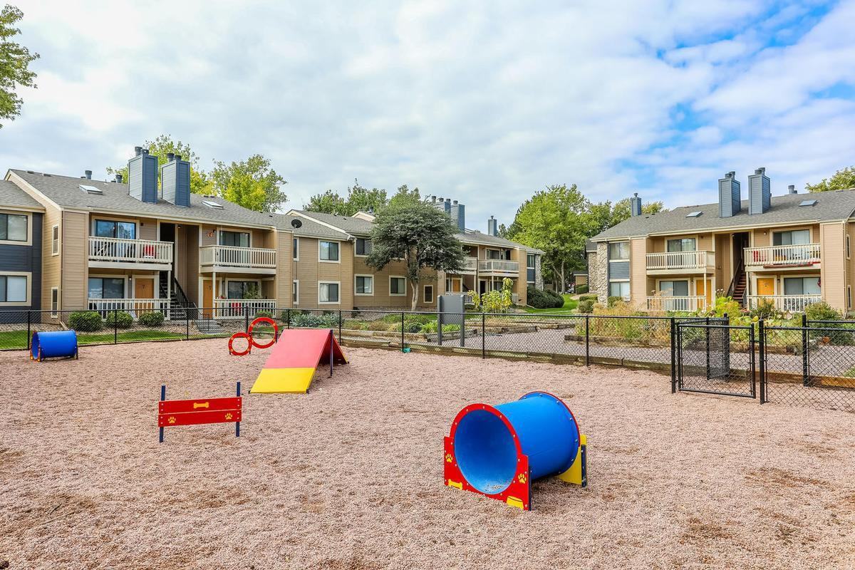 14107 E Kansas Pl - Photo 5 of 25