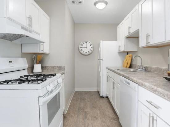 31597 Harlo Dr - Photo 5 of 42