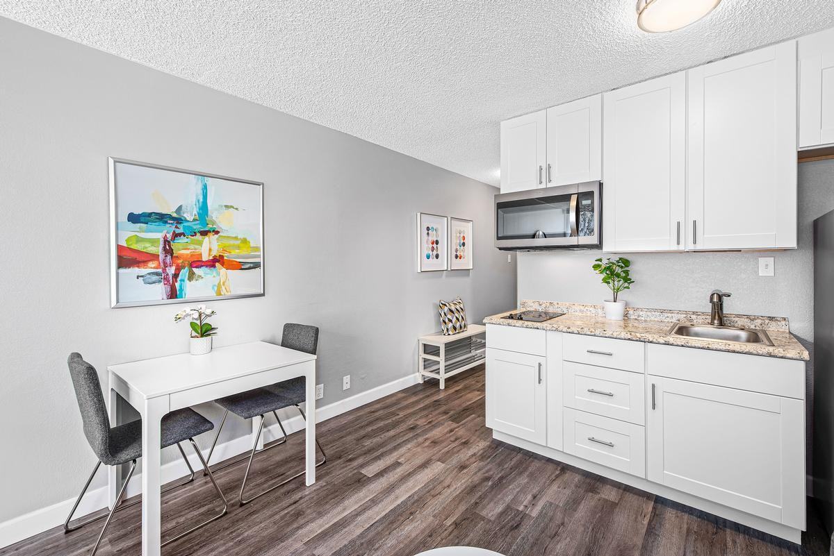 3125 Sinton Rd - Photo 5 of 10