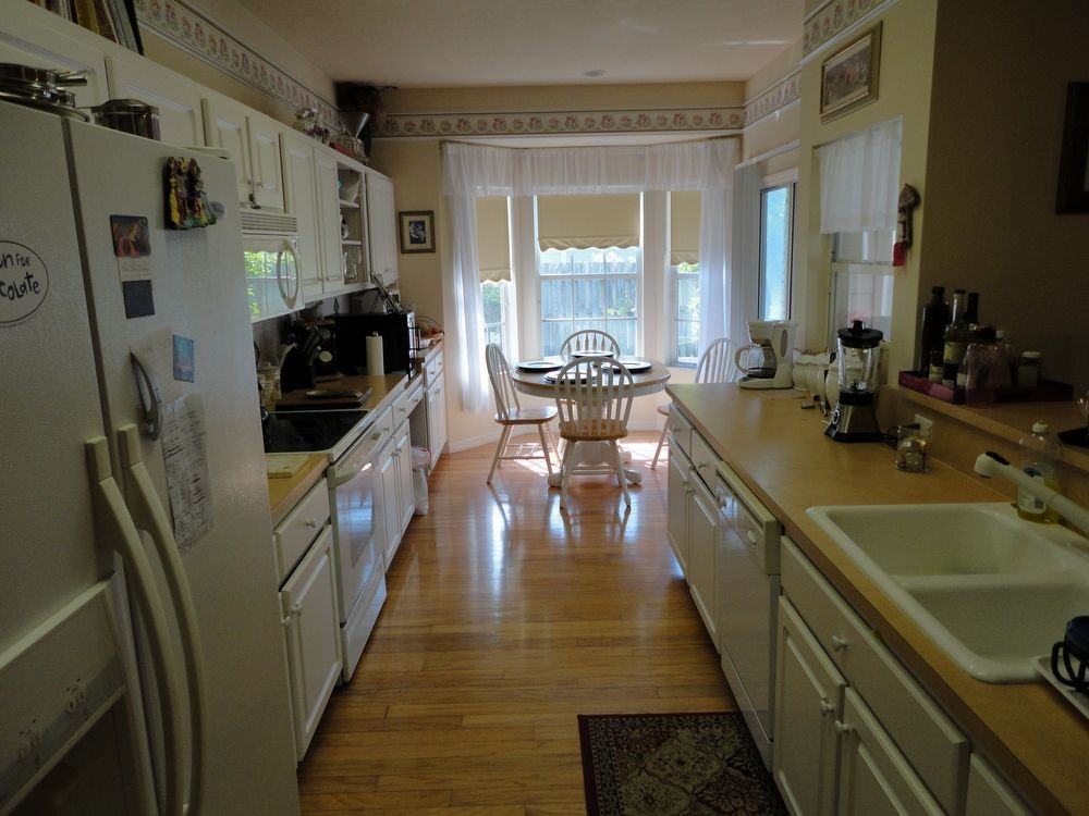 4368 NW 34th Dr - Photo 2 of 5