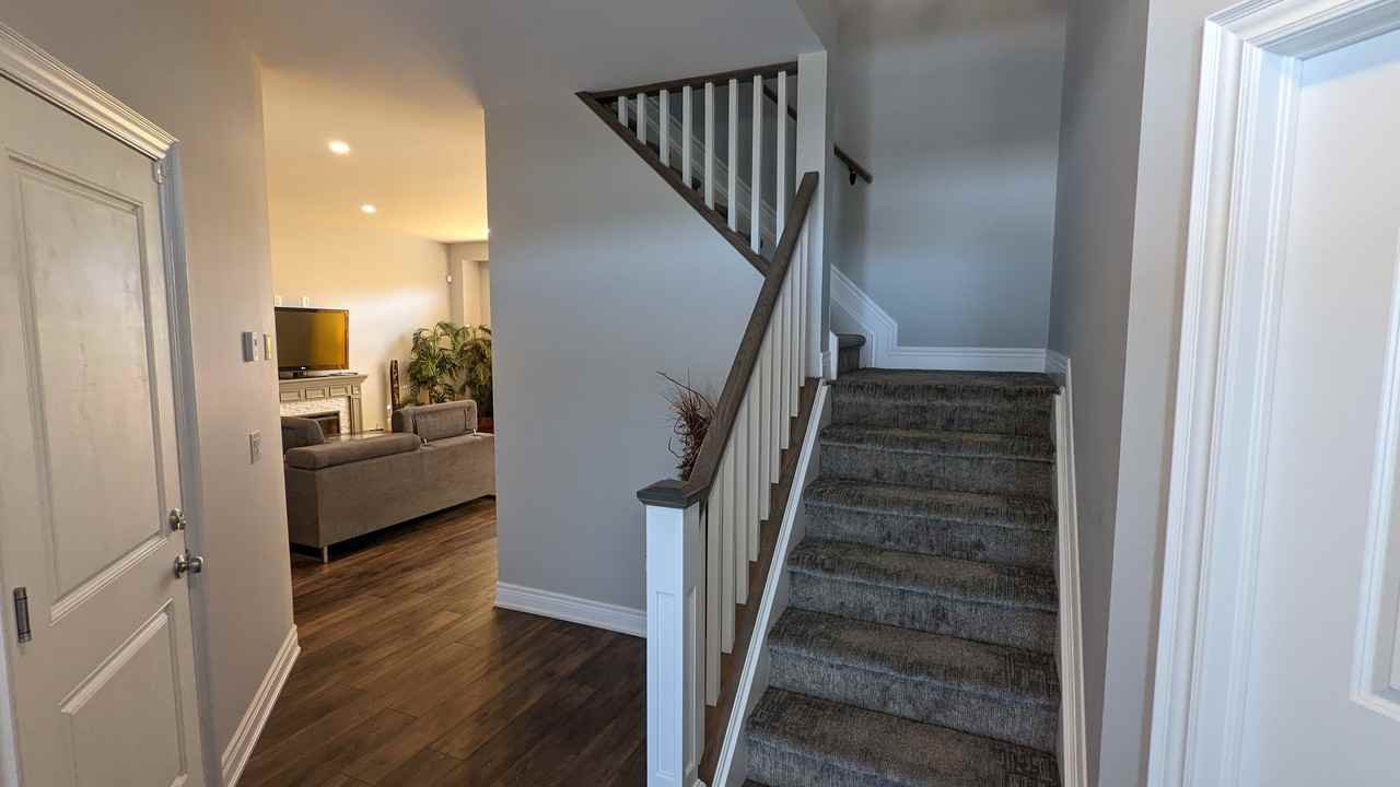 4184 Village Creek Dr. Fort Erie, ON - Photo 2 of 17