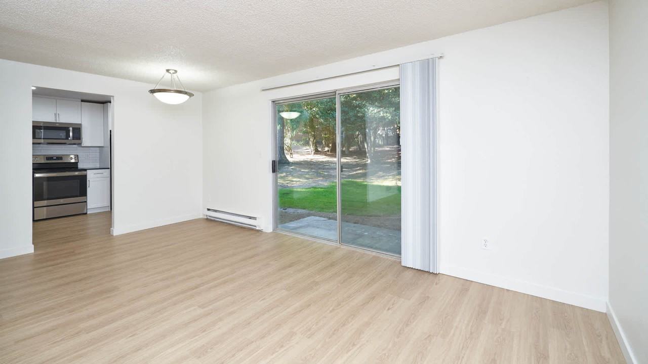 Redmond Court - Photo 7 of 36