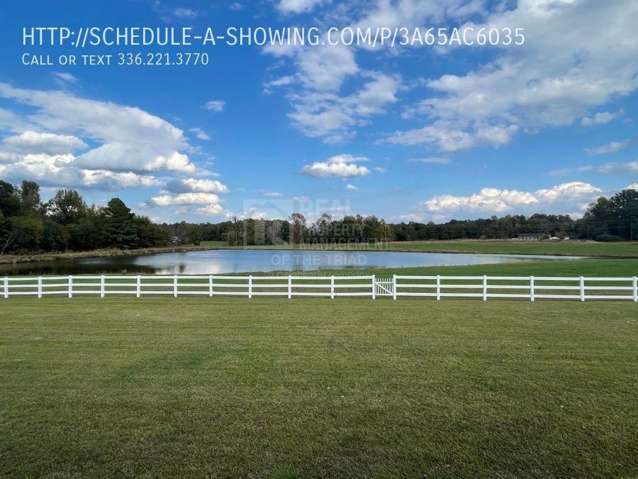 6660 Alamance County Line Rd - Photo 2 of 20