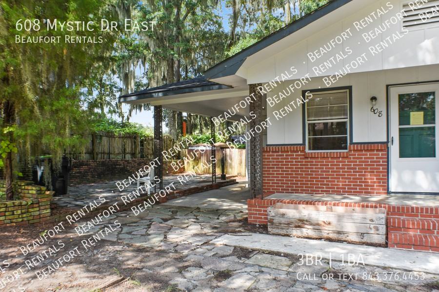 608 Mystic Dr E - Photo 2 of 22