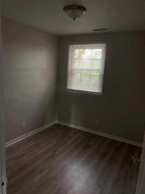 3208 Holland Ln - Photo 3 of 3