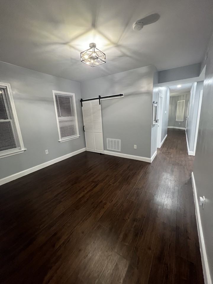 71 Chester Ave #3 - Photo 3 of 9