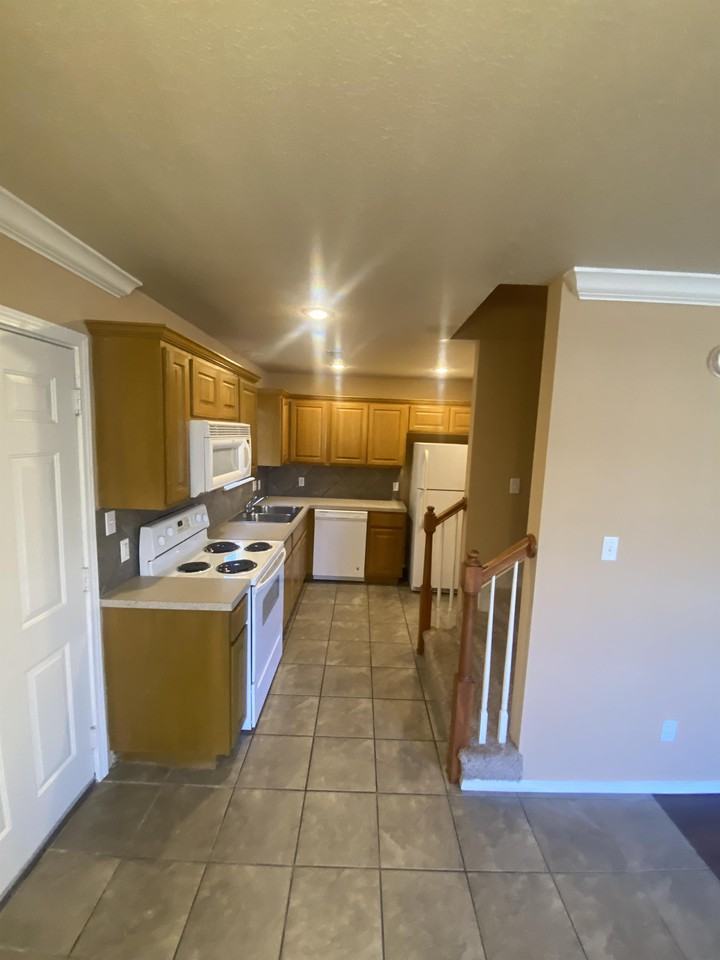 2810 Fairway Hamlet Ct #1 - Photo 4 of 17