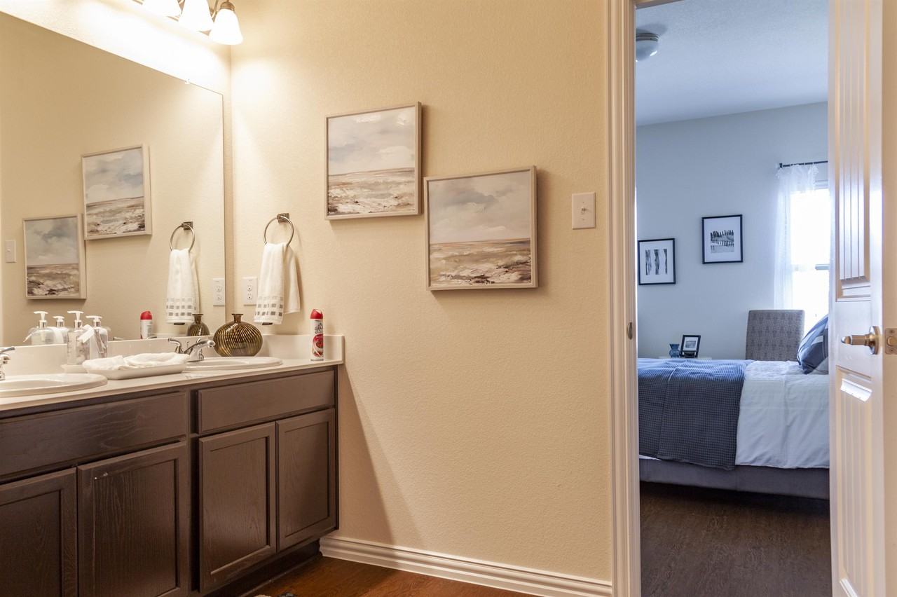 516 Cottonview Dr #1 - Photo 5 of 5