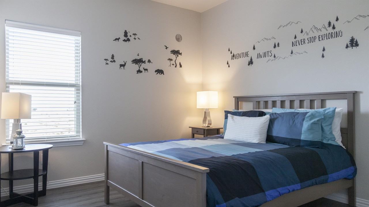 10049 Manzanilla Ave #1 - Photo 6 of 6