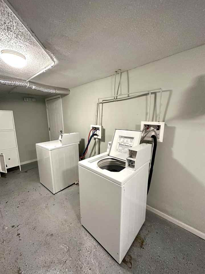 3715 Southwest Trafficway #3715-100 - Photo 5 of 6