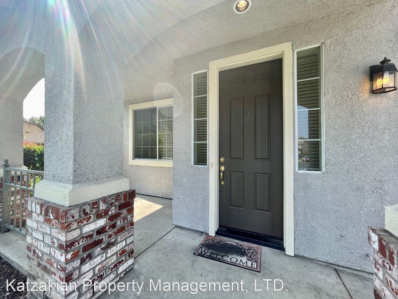 5411 Brook Meadow Ct - Photo 2 of 44