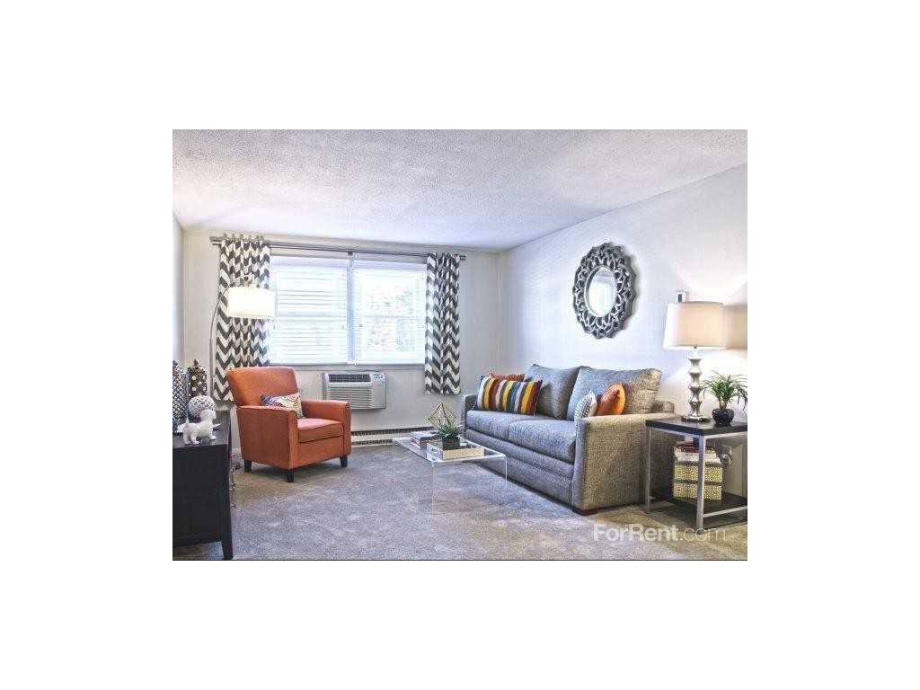 Princeton Dover Apartments - Photo 2 of 20