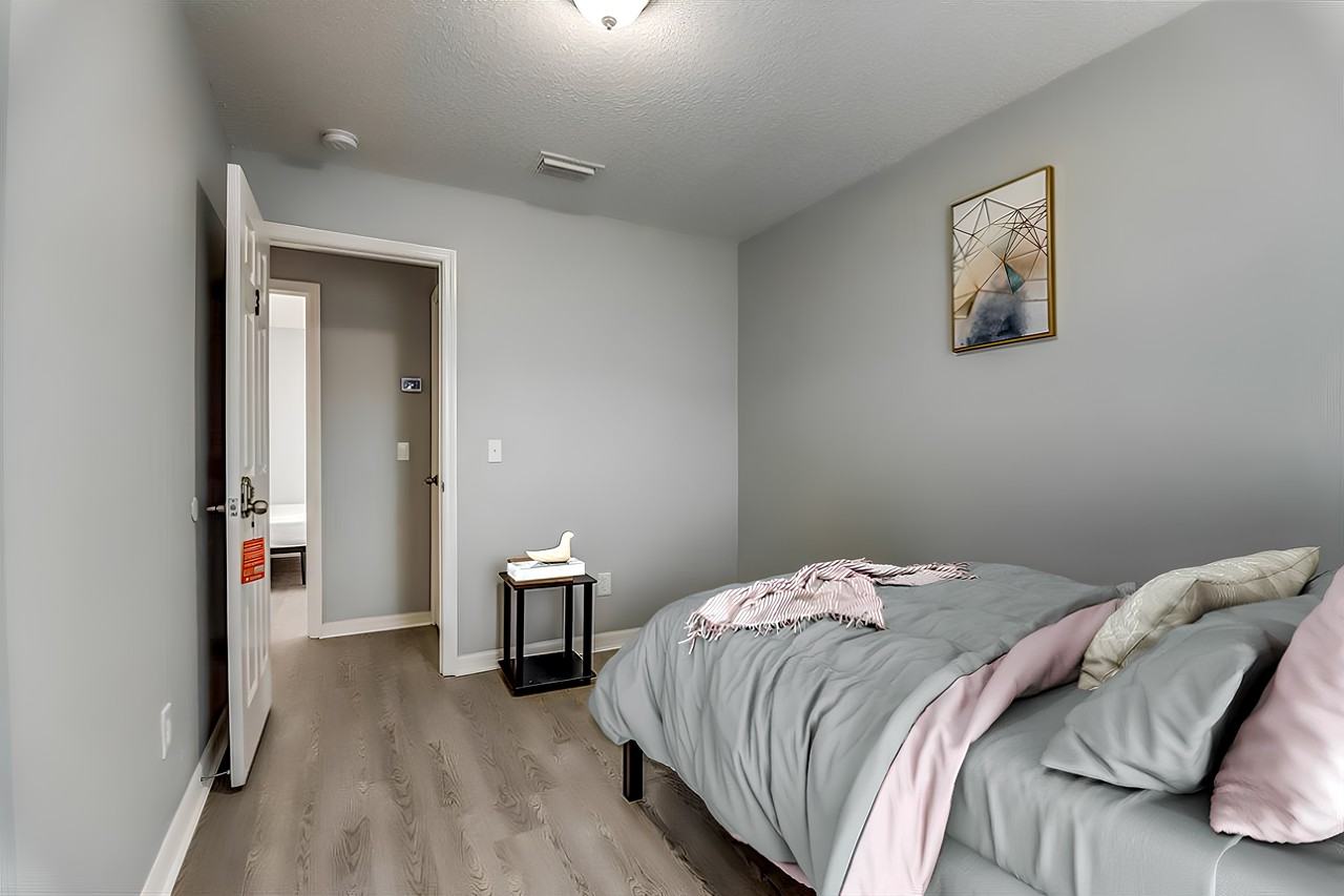 E 38th Ave - Photo 7 of 8