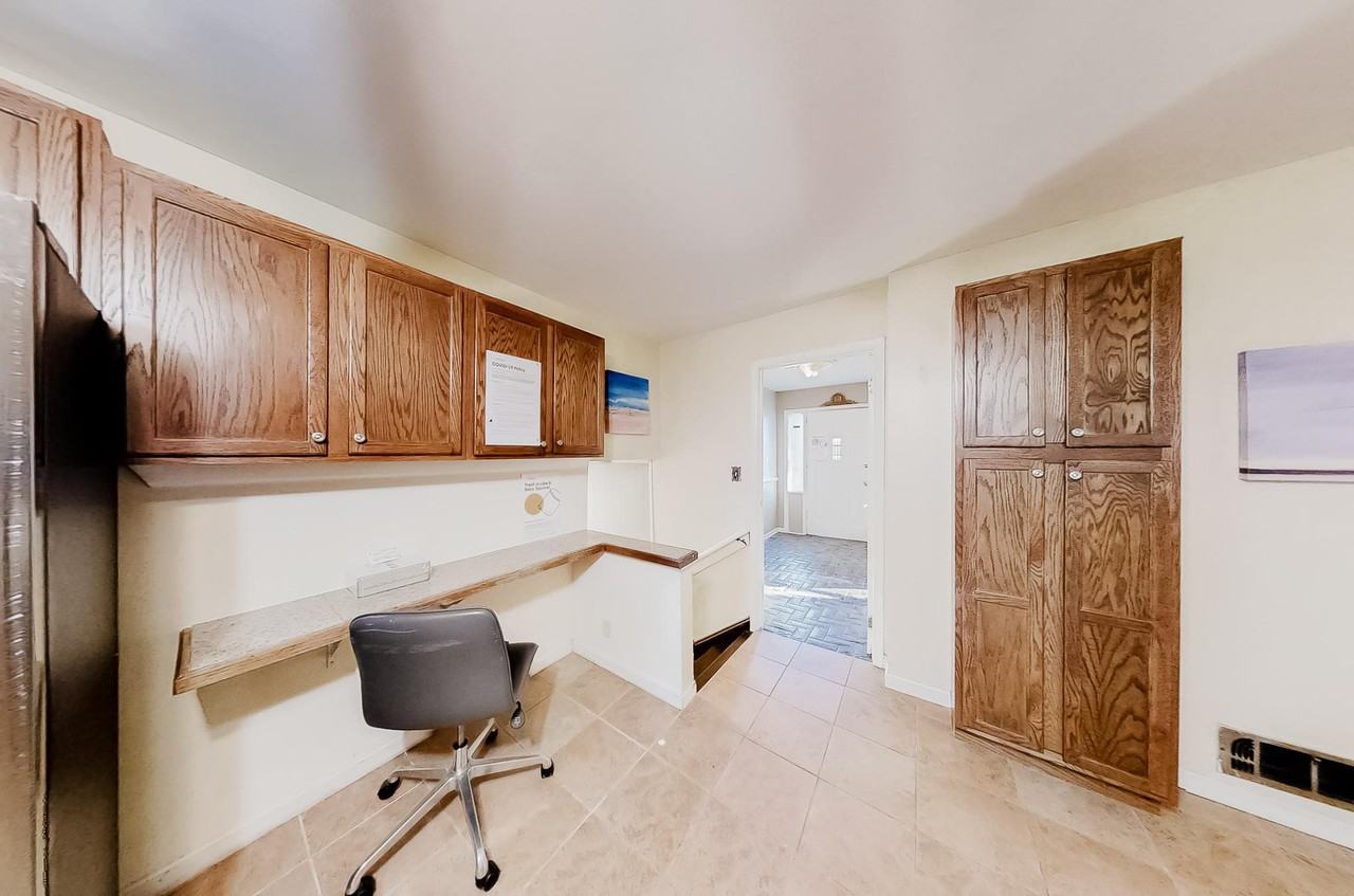 Finesse Dr - Photo 4 of 9