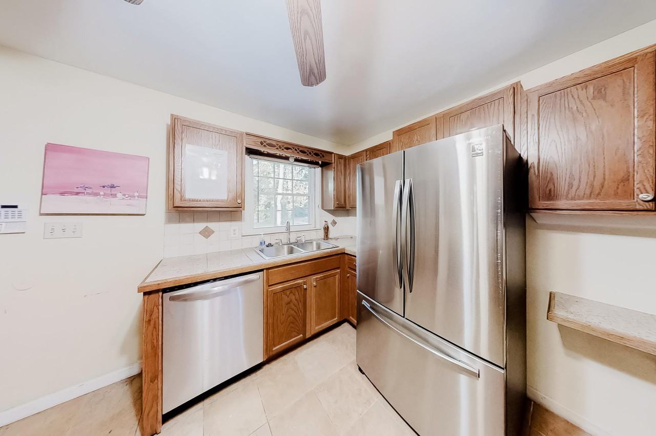 Finesse Dr - Photo 6 of 9