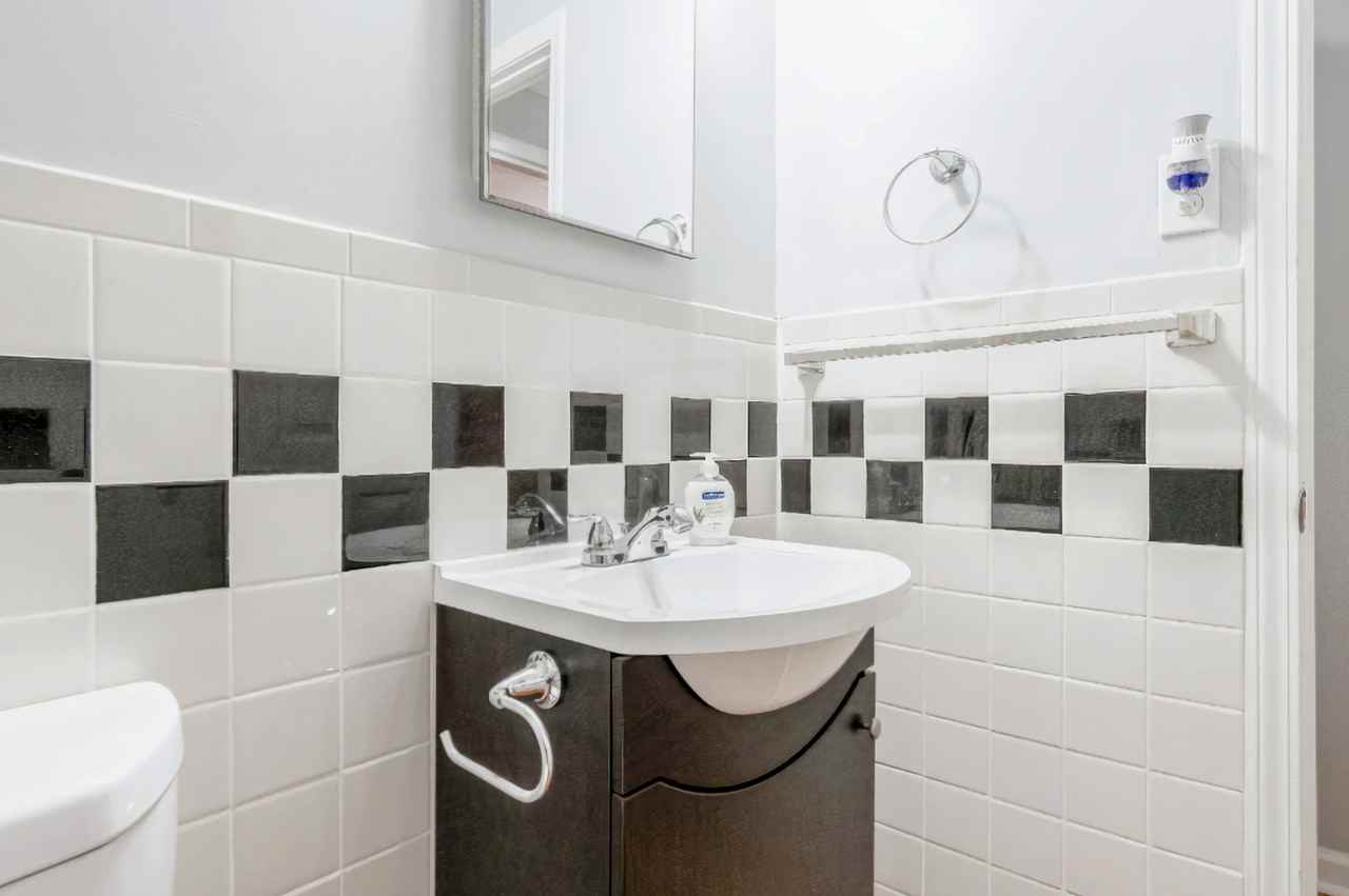 Magnolia Ln - Photo 3 of 8