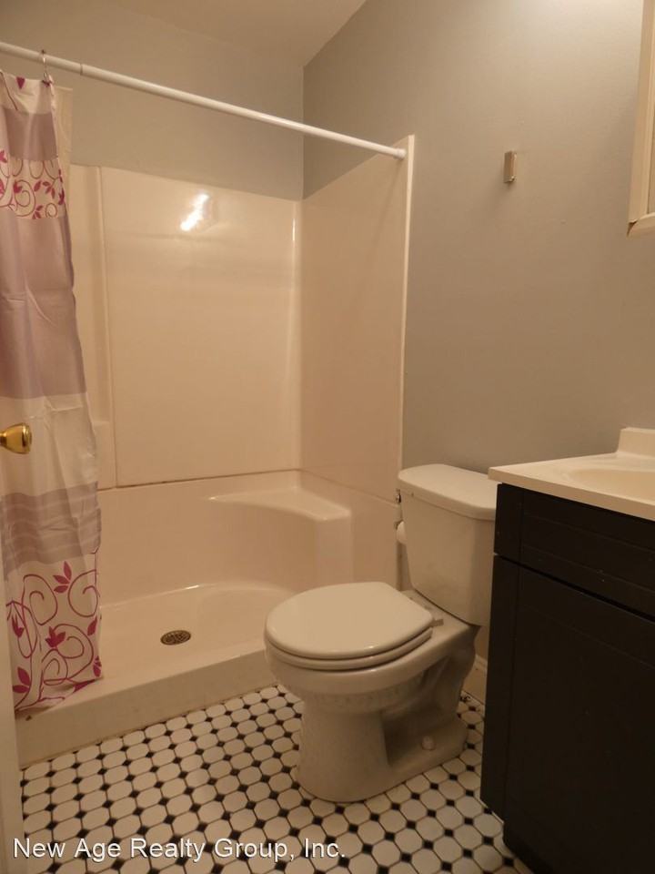 2212 N. 16th Street - Photo 3 of 11