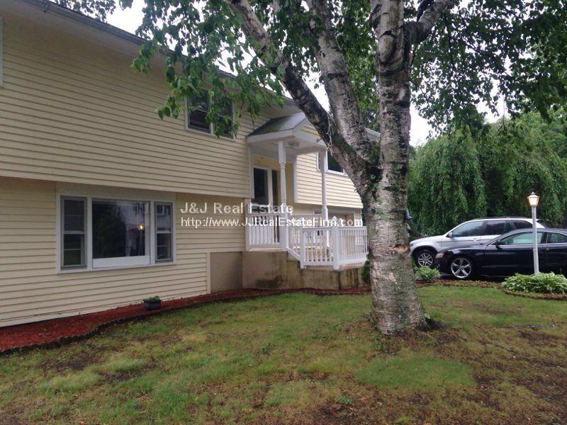 15 Venus Dr - Photo 2 of 13