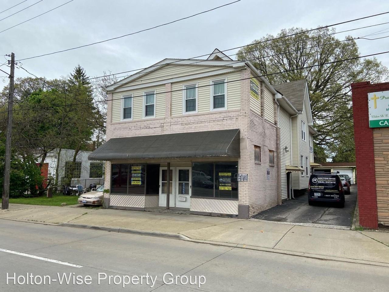 3489 West 105th Street - Photo 2 of 10