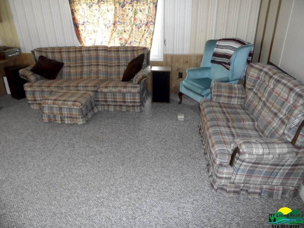 399 Farrell Rd - Photo 3 of 9