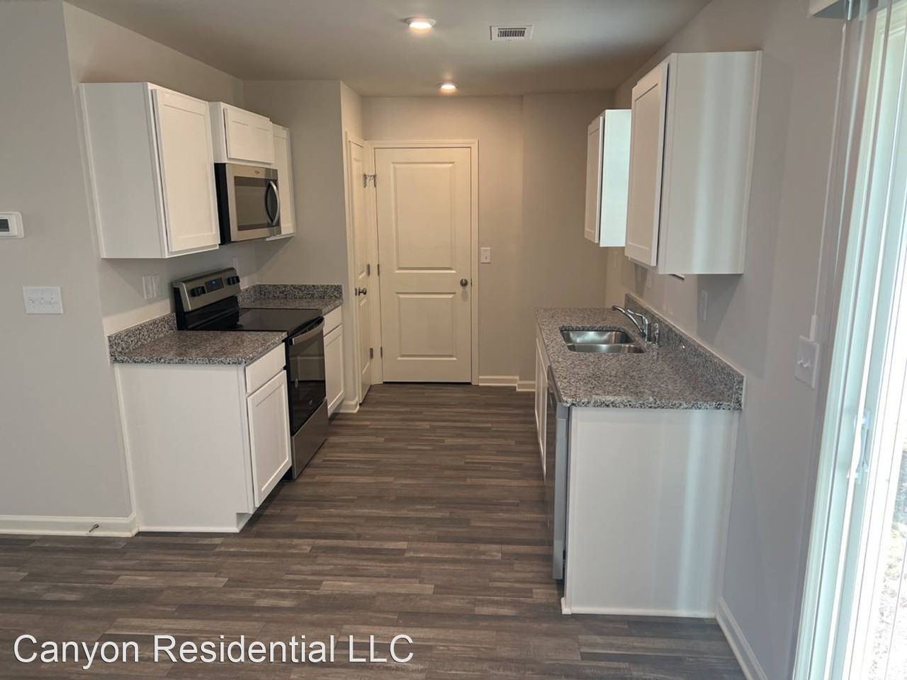 535 Dayspring Dr - Photo 3 of 18