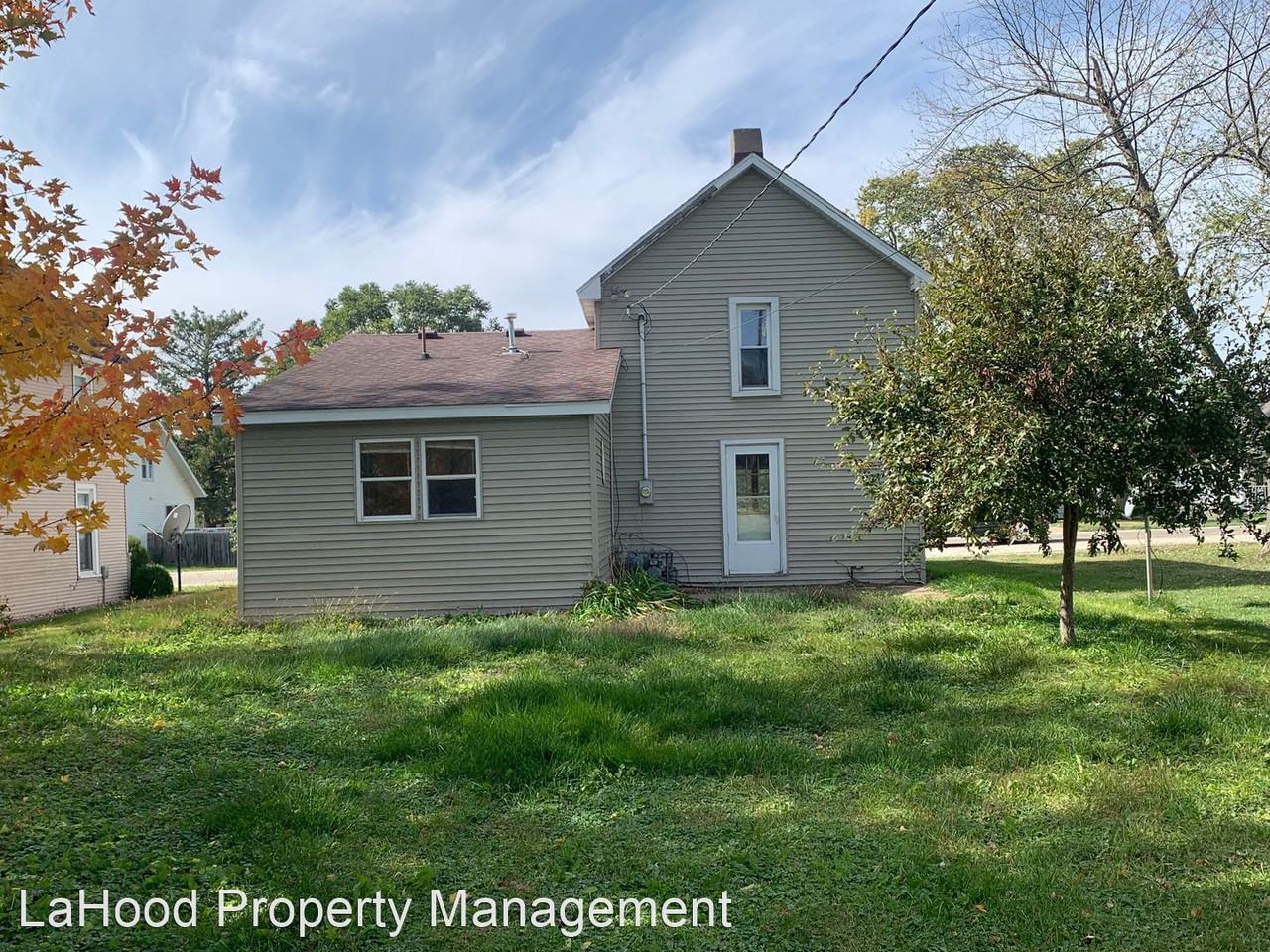 104 N 3rd St - Photo 2 of 8