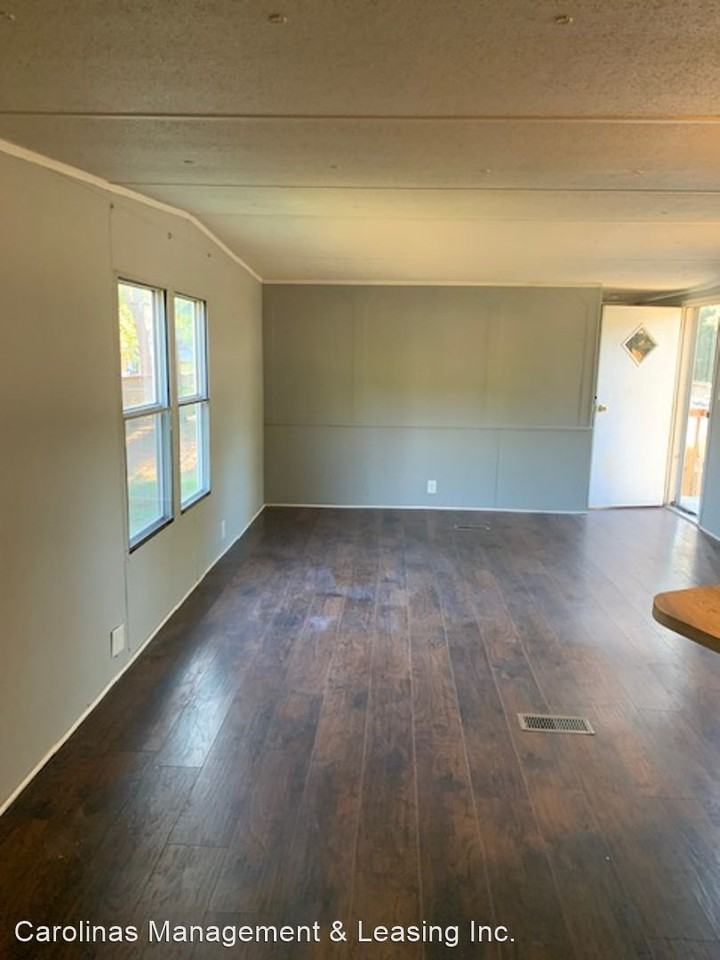 630 Trimmier St - Photo 2 of 7