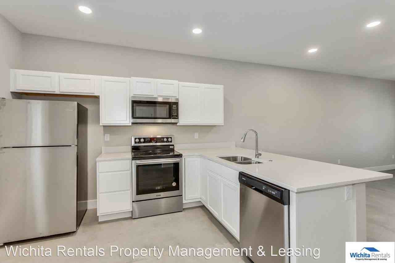 217 E Northern Ct - Photo 3 of 14