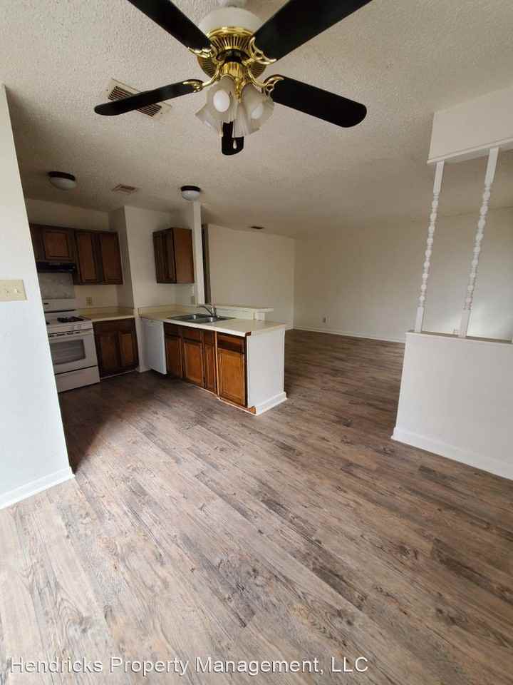 427429 Zachary Apartments 427 Zachry Dr 429, San Antonio, TX 78228