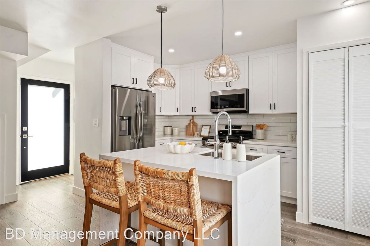 2160 Ortega Hill Road - Photo 3 of 15