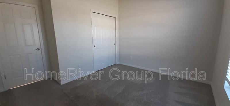 1805 Westerham Ave - Photo 3 of 31