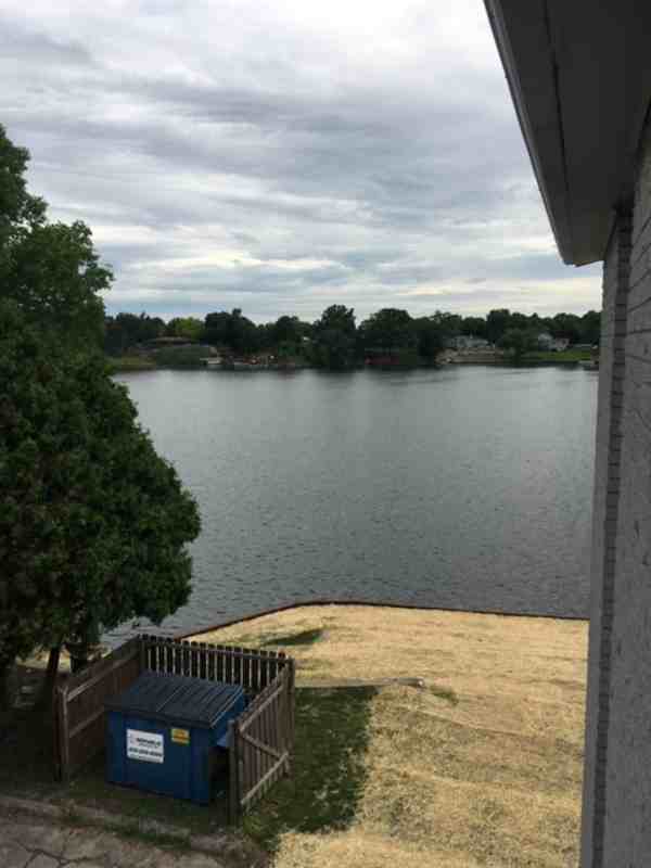 500 N Liberty St - Photo 3 of 19