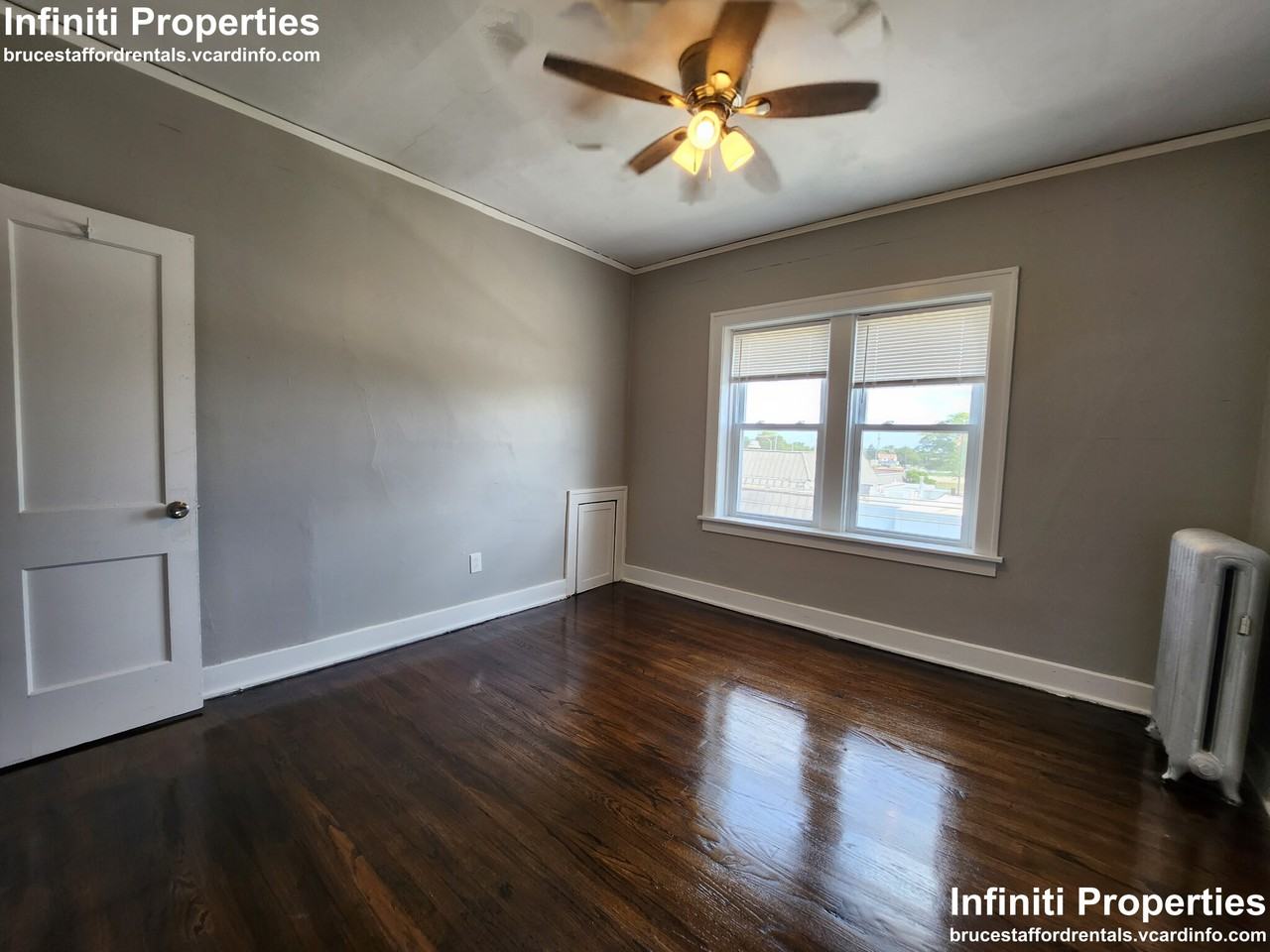 37 West 14th Place #1 - Photo 5 of 17