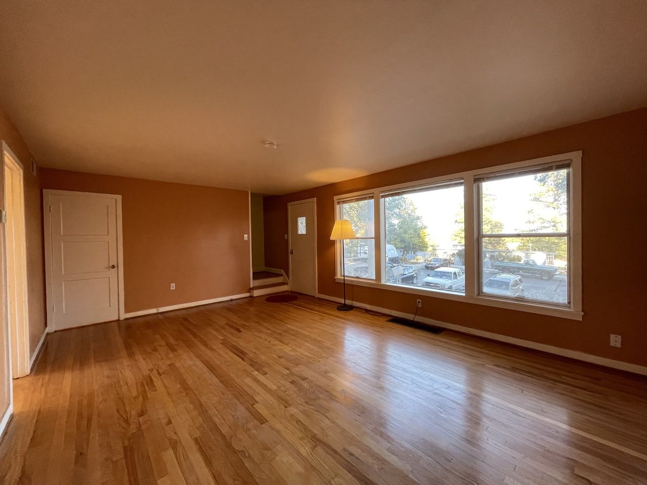 2205 45th St #D - Photo 2 of 12