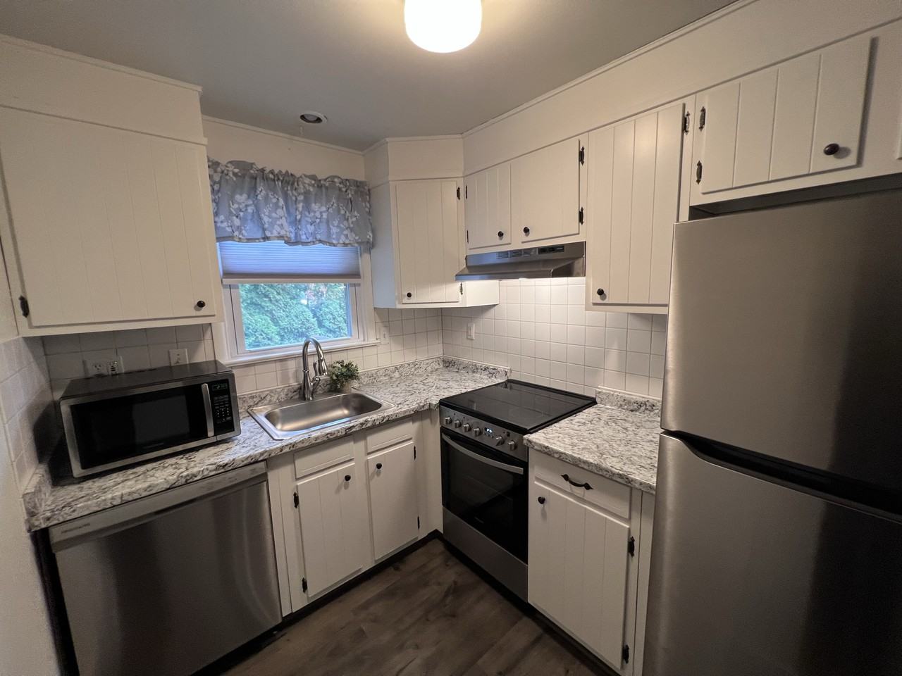 100 Pennsylvania Ave #2 - Photo 2 of 27