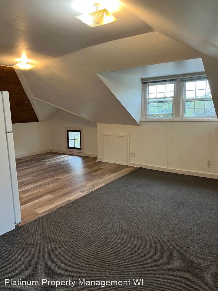 202 Grand Ave - Photo 3 of 7