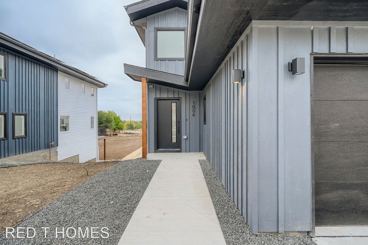 12515 W 10th Ave - Photo 2 of 27