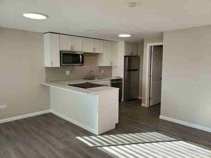 713 Garfield Ave #B3