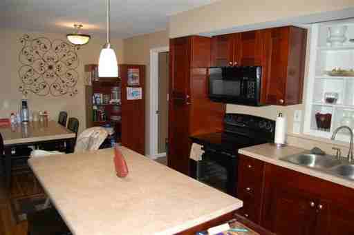 7004 Bonnamere Dr - Photo 3 of 8