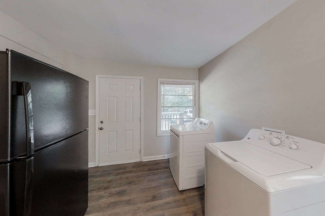 N Hairston Rd - Photo 5 of 10