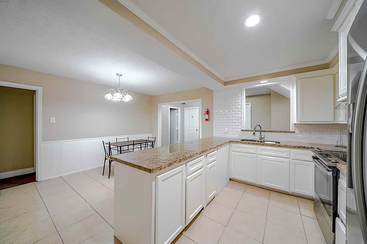 Basket St - Photo 3 of 13