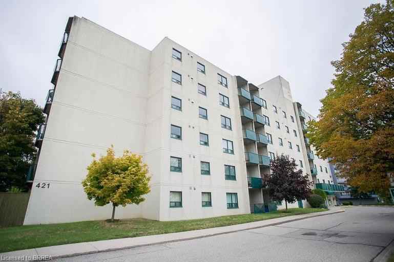 421 Fairview Dr 206, Brantford, ON N3R 7M3 2 Bedroom Apartment for