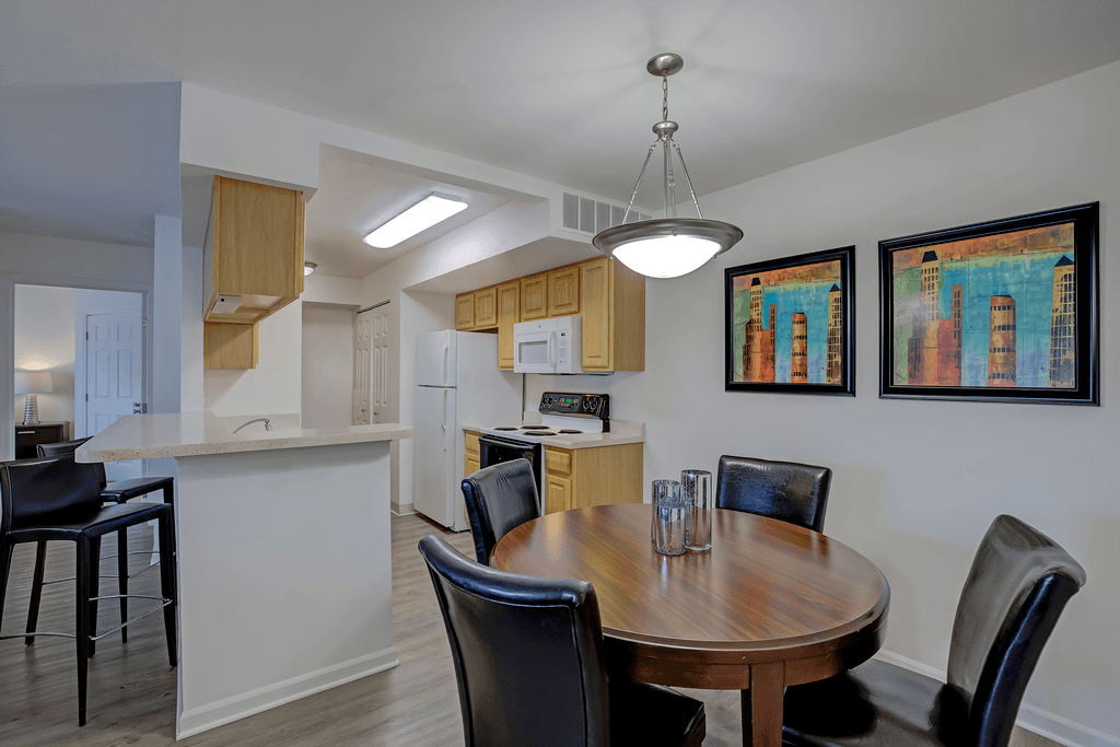 Woodland Lakes Apartments - Photo 4 of 28