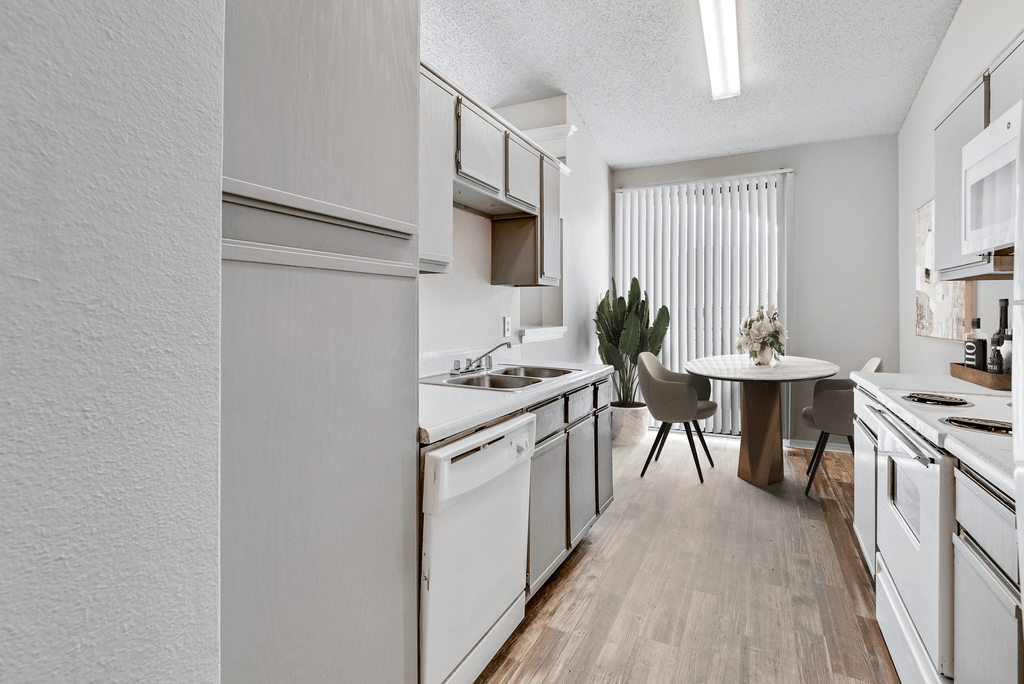 The Gio Apartments - Photo 5 of 43