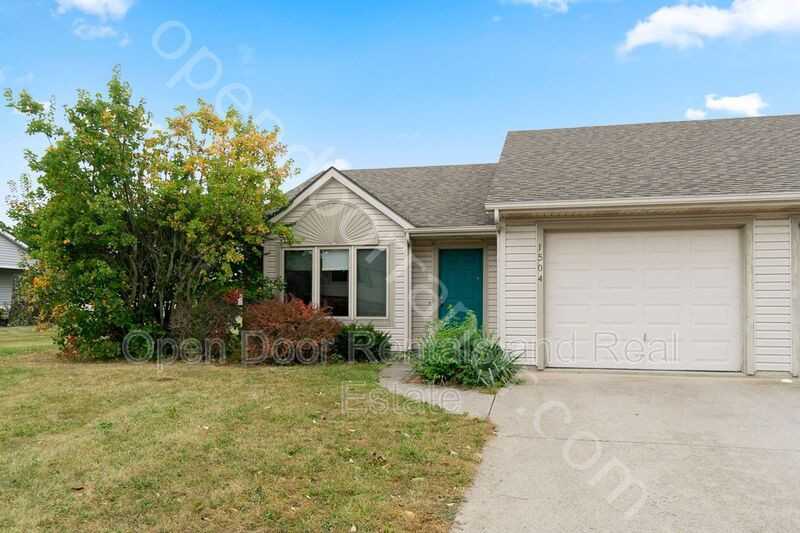 1504 Fieldstone Dr - Photo 2 of 12