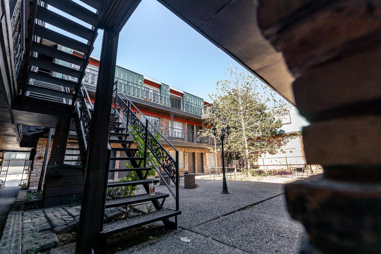 Palisades Condominiums - Photo 3 of 18