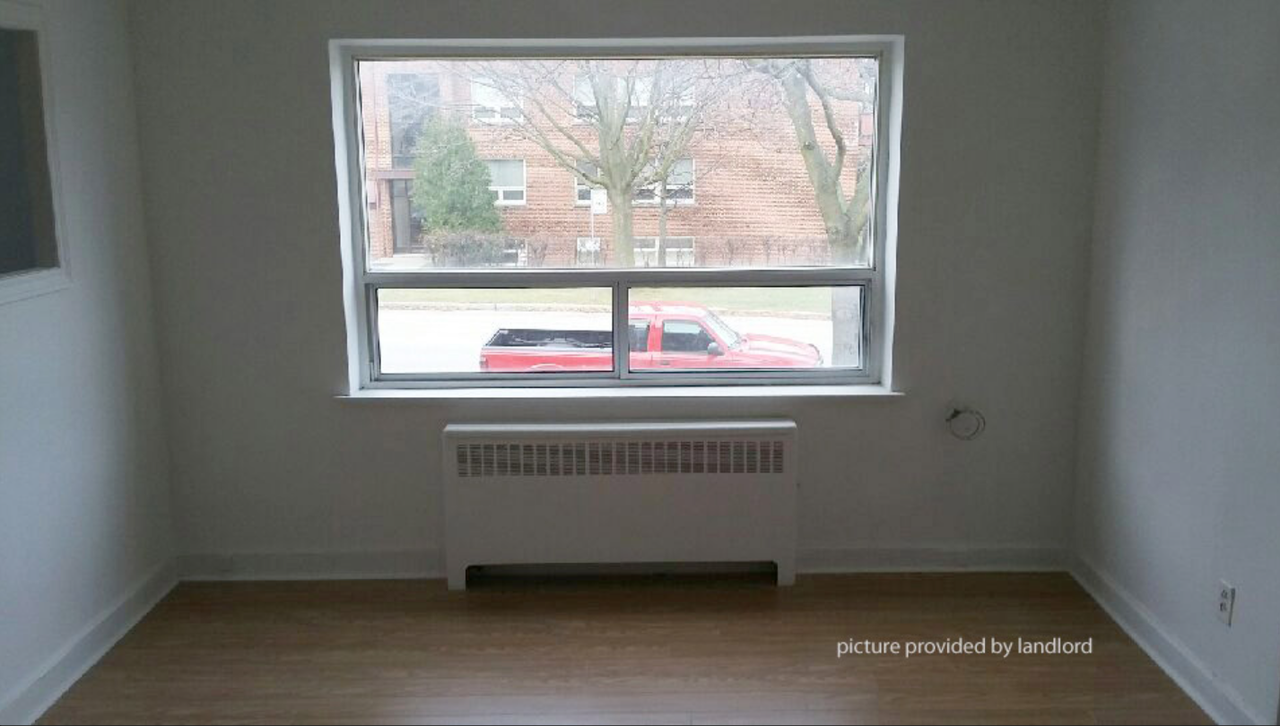 131 Woodward Ave #1 - Photo 3 of 5