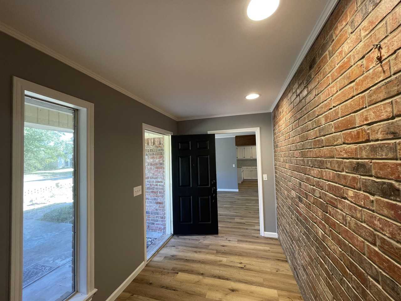 114 Sylvia Avenue #1 - Photo 4 of 49