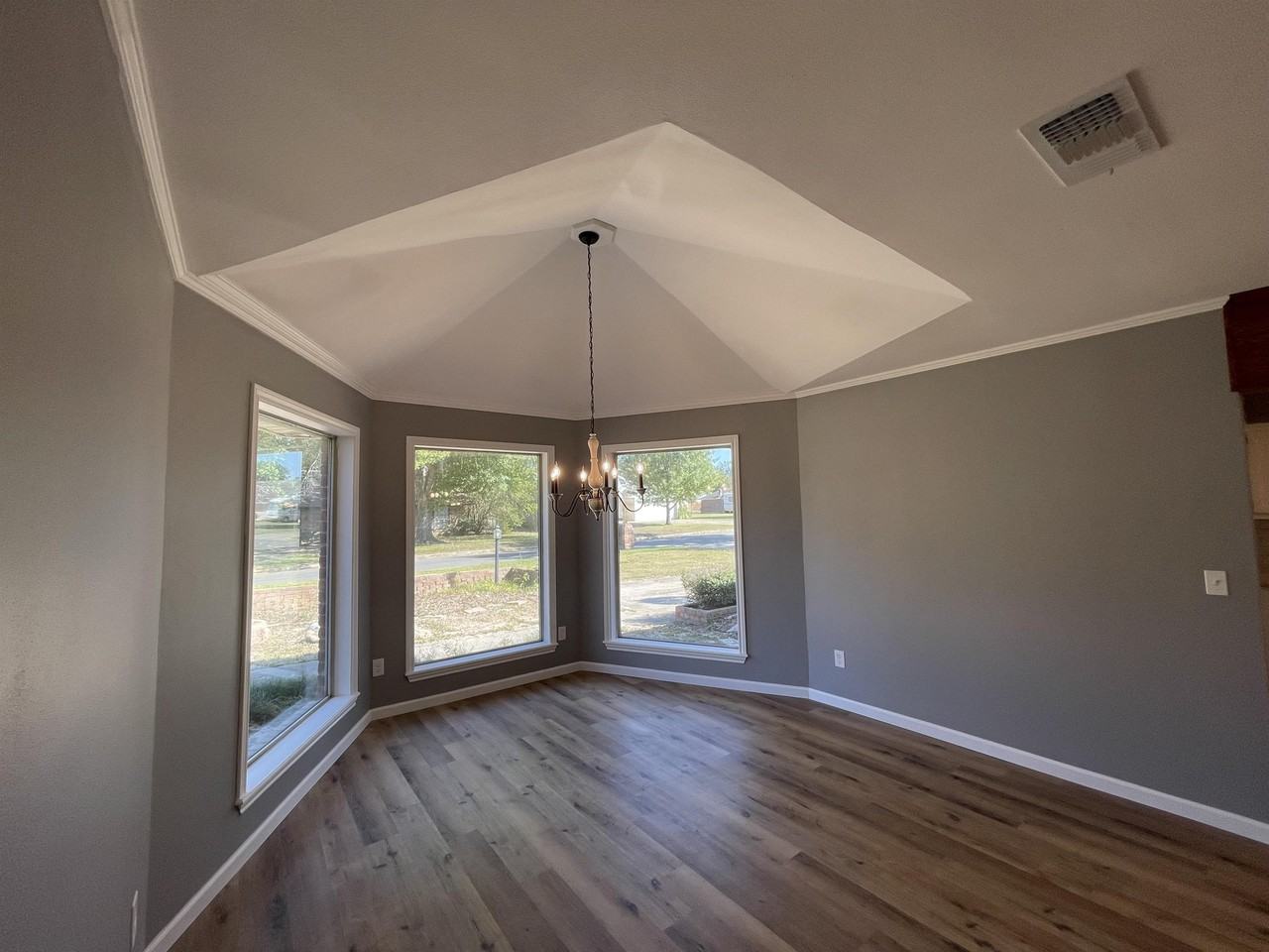 114 Sylvia Avenue #1 - Photo 5 of 49