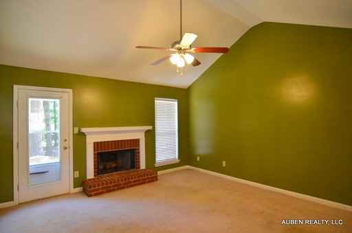 1011 Country Pl Dr - Photo 2 of 16